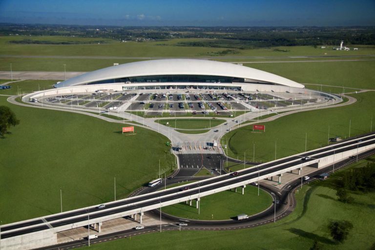 Carrasco, El Aeropuerto De Montevideo